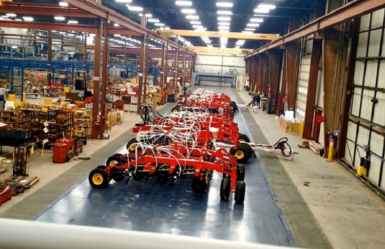 Tractor Attachment Assembly Line - IntelliTrak 1500i Series Inverted Conveyor