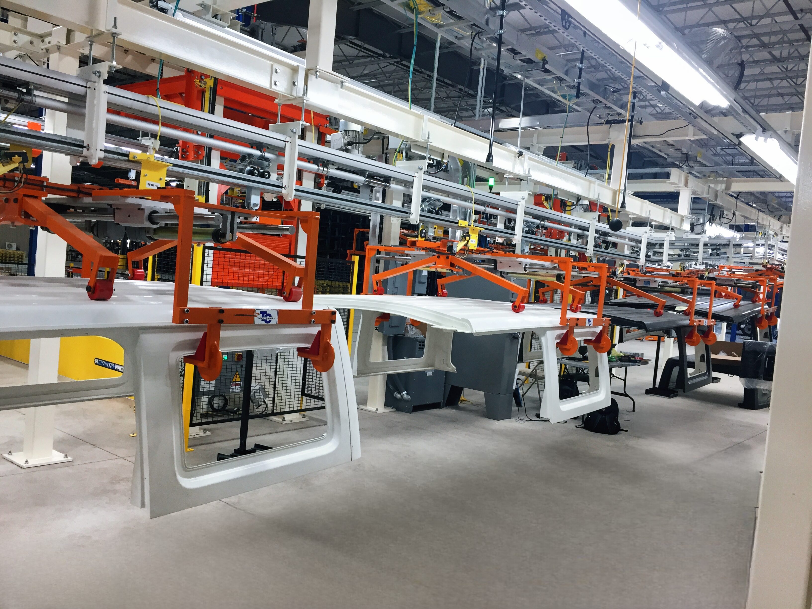 IntelliTrak 500 Series Overhead Conveyor Automotive Hard Top Assembly System for Jeep