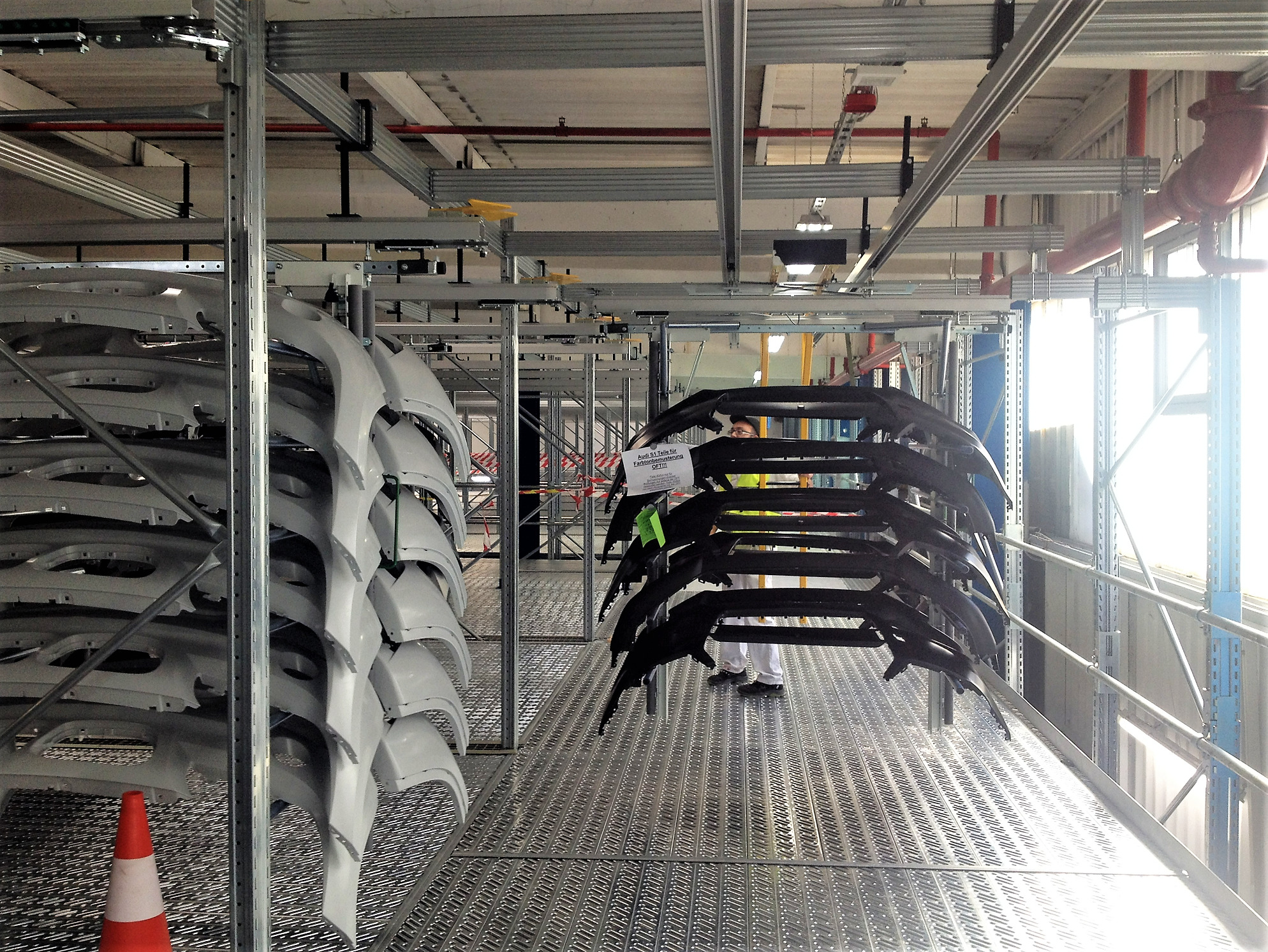 IntelliTrak 150 Series Automotive Storage and Retrieval